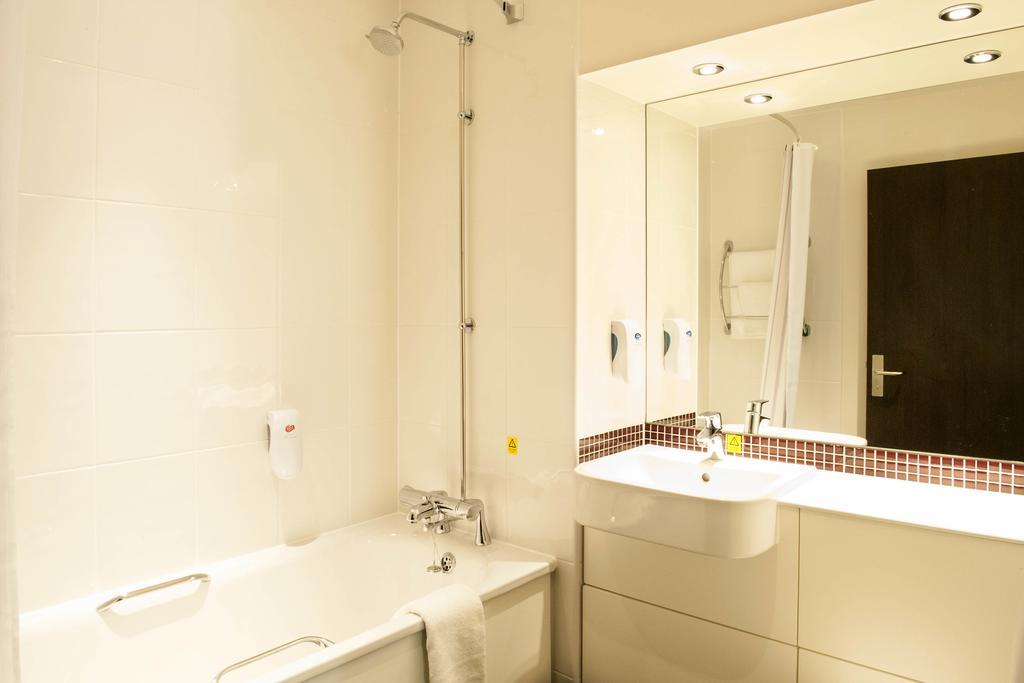 Premier Inn Aberdeen City Centre Rom bilde